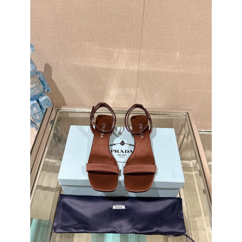 Pra*a sandals